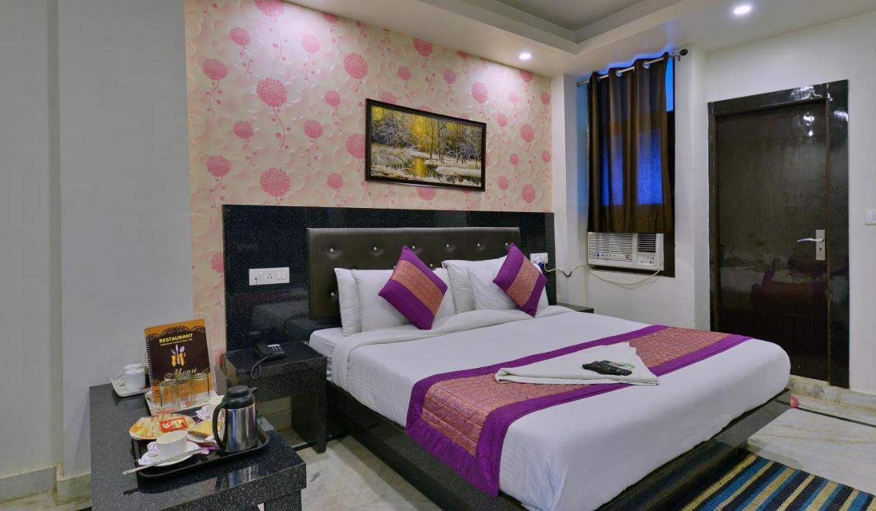 Hotel Noida International - Couple Friendly Hotel In Noida Sector 11 Exterior foto