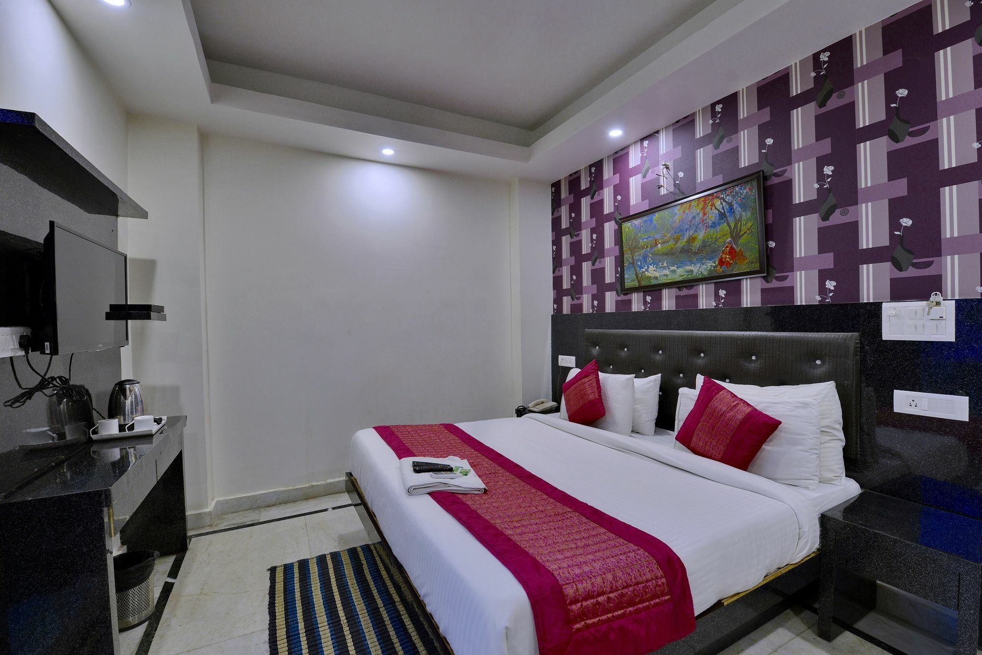 Hotel Noida International - Couple Friendly Hotel In Noida Sector 11 Exterior foto